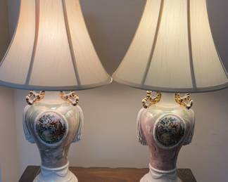 Set Of 2 Vintage Victorian George Martha Table Lamps