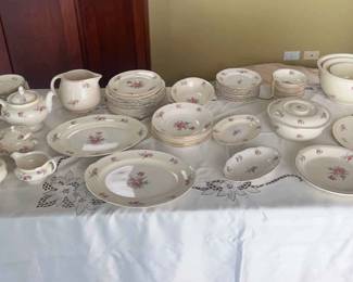 101 Piece China By Household Institute Pricilla Pattern