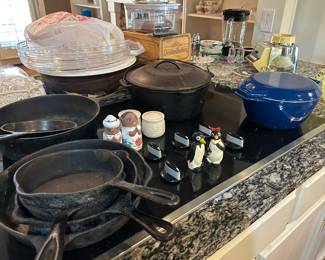 Cast iron, enameled cast iron