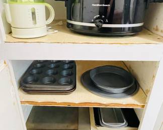 Baking pans & Crockpot