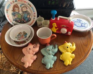 Vintage Oneida Raggedy Ann and Andy. Miller dancing elephants chalkware. Big Bird radio.