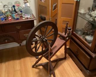 antique spinning wheel