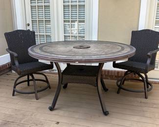 Outdoor table and chairs