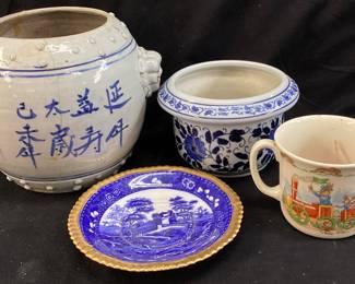 (4) ASSORTED COLLECTIBLES, CHINOISERIE PLANTER, COPELAND SPODE TOWER PLATE, ROYAL DOULTON BUNNYKINS MUG, FLORAL ASIAN POTTERY PLANTER NO SHIPPING PICKUP ONLY