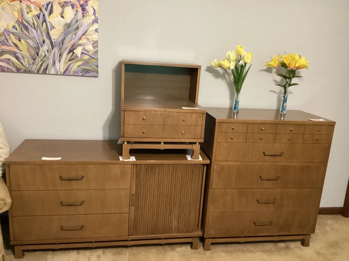 Mid Century Modern Bedroom Suit Sliding Door