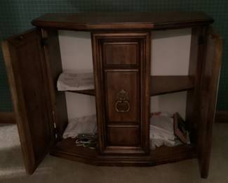 2 Door Cabinet