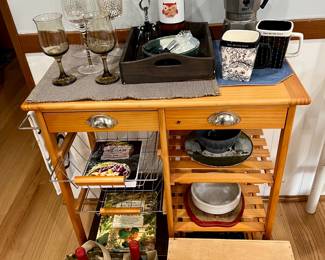wine cart or extra side table when needed...