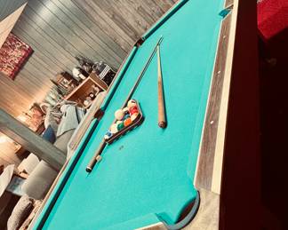 Pool Table in fabulous condition (always covered)