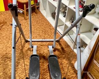 Walker with arm toning 
