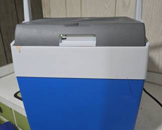 Electric Cold / Warm Cooler