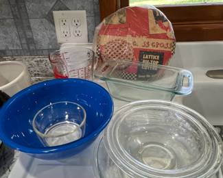Preparation cooking bowls and measuring bowl set
