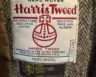 Harris Tweed 100% Wool Herringbone Pattern Women's Suit Jacket – Size Medium