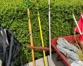 Garden Spade, Light Bulb Changer