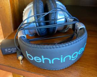 Behringer Wired Studio Headphones