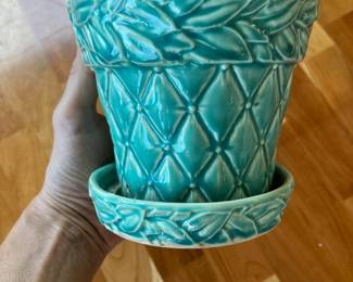 Late 1940s Mccoy Pottery Aqua Planter