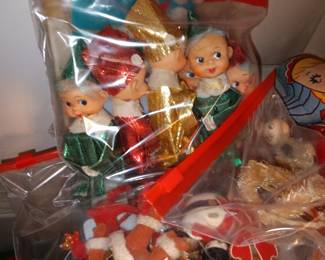 Knee Hugger Christmas Elves