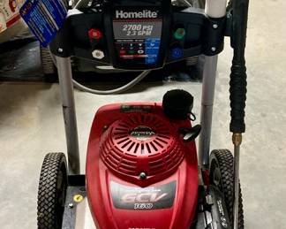 Homelite 2700 PSI Pressure Washer