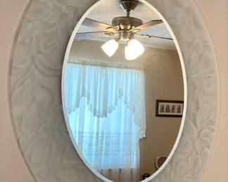Frosted Oval Midsize Accent Mirror