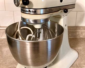 KitchanAid Stand Mixer