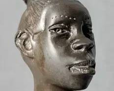 17 Small Shona Bust. SIGNED by Artist Abraham R Chikumbirike ZW. Zimbabwe Sculpture from the Shona