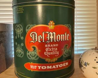 Del Monte Nesting Cans