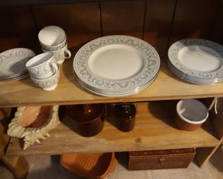 Wedgwood English  China, 4 Dinner Plates, 4 Salad/Breakfast plates, 4 Coffee Cups, 4 Saucers