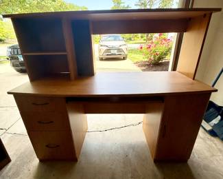 Desk
$50