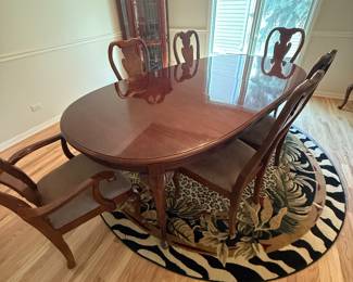 Dining room table. Seats 6 in picture, expands to 8 with removable leaf. 8 chairs, 2 with arms
$500
