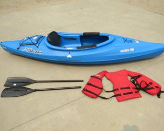 Lot 144. Sun Dolphin Aruba 10' kayak. Includes paddle and life jacket. No DNR registration required.