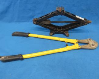 Lot 185. 24" bolt-cutter and a scissors jack