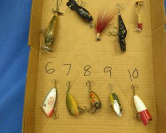 Lot 174. Ten vintage baits, see photos for descriptions