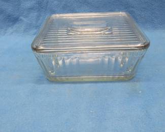 Lot 285. Anchor-Hocking refrigerator dish with lid
