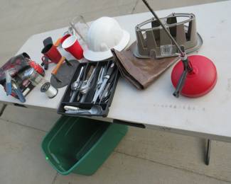 Lot 432. Box lot. Please see photos