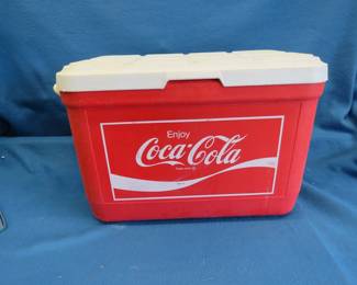 Lot 319. Coca-Cola cooler