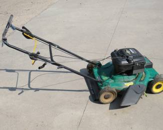 Lot 187. Poulan/Weedeater lawnmower. 5.5 HP motor with compression