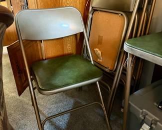 Set of 4 Vintage Olive Green Seat Samsonite Folding Chairs.