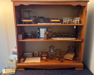 Dollhouse miniature furniture & accessories