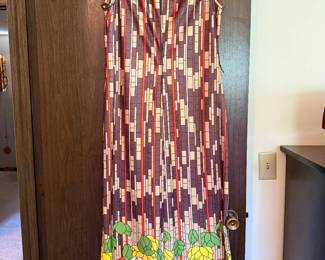 Vintage Leslie Fay '70s Stained Glass Floral Mod Dress