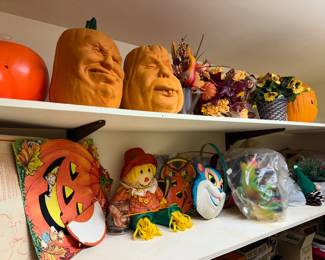 Vintage Fall and Halloween Decor