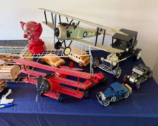 Fokker Dr.I Dreidecker and Sopwith Snipe Model Planes