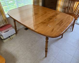 Traditional Dining Table