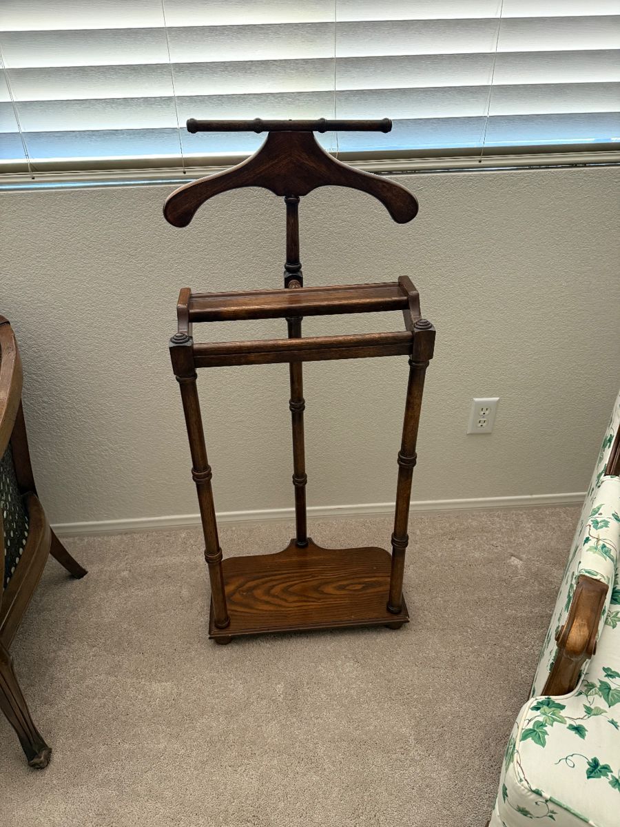 Valet stand.