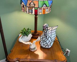 Ethan Allan end-table.