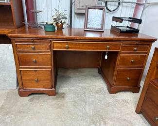 Wooden Executive dedk