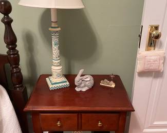 Night stand