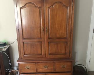 Thomasville Armoire