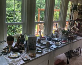 Lots of household items