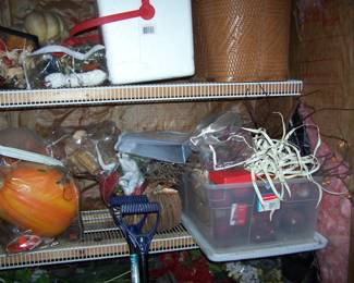 MORE HOLIDAY DECORATIONS