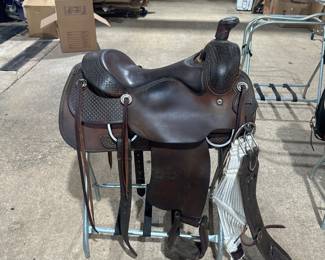 Cheaney 15.5 roping saddle basketweave