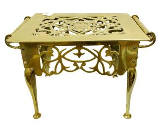 ANTIQUE BRASS FIREPLACE FOOTMAN TRIVET